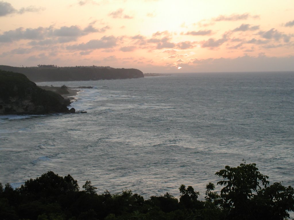 Sunset at Isabela/Quebradillas by velezrosa