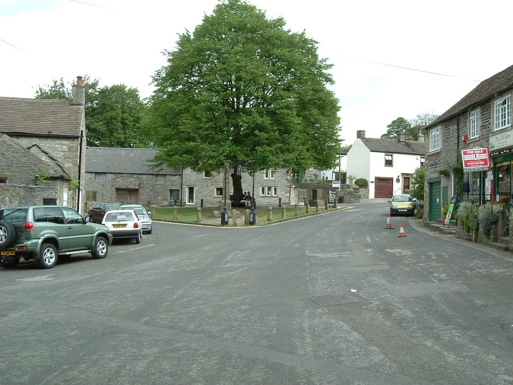 Castleton Market Place by Simon Hill