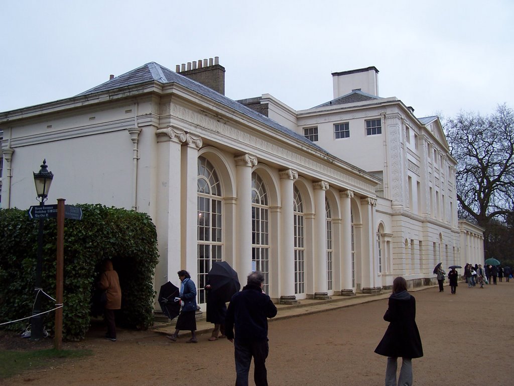 Kenwood House by Tadeusz Weise