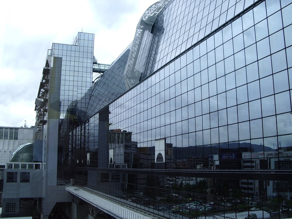 Kyoto train station by patapon