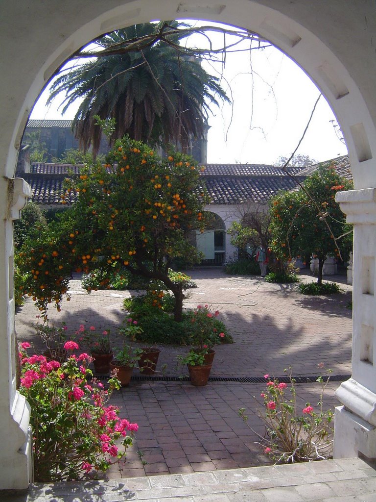 Carmelites´ Monastery - interior courtyard by Emiliano Homrich