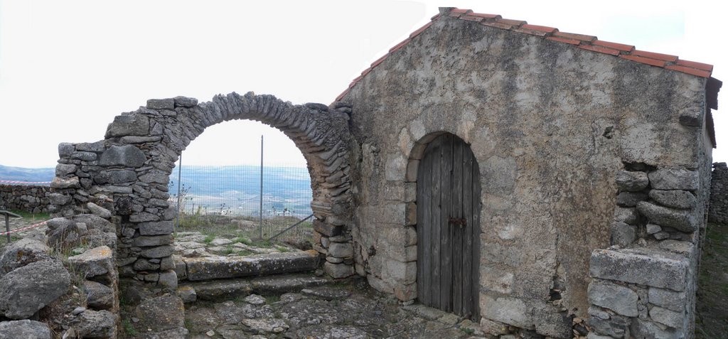 Chiesa di santa Vittoria, Serri by rsroberto