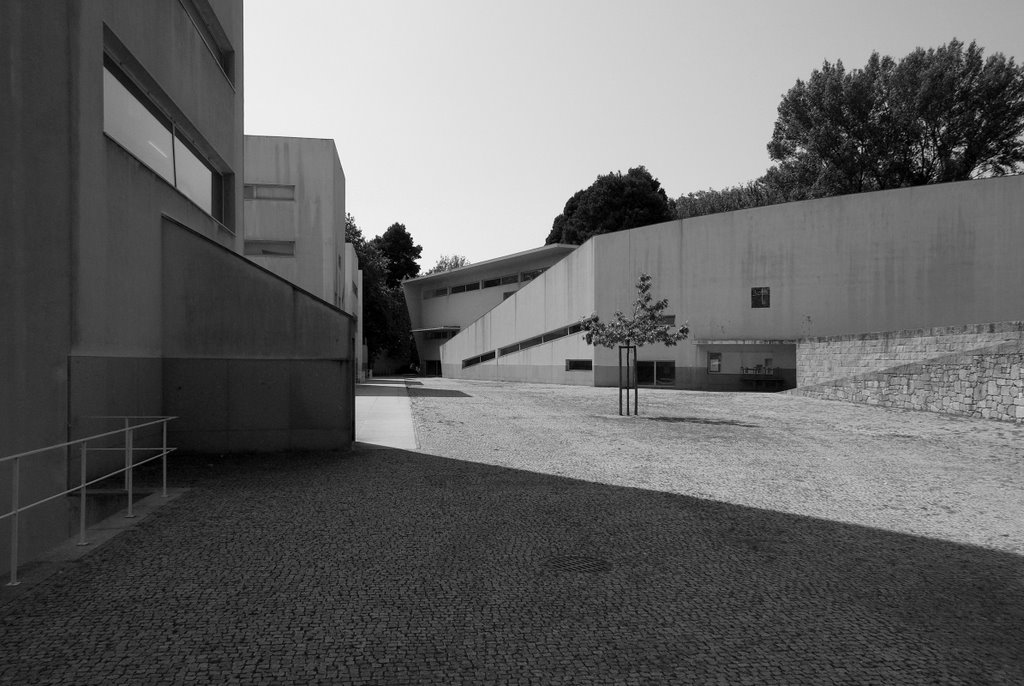 UP Facultade de Arquitectura - arch. Álvaro Siza Vieira by Alessio___[°Ô]