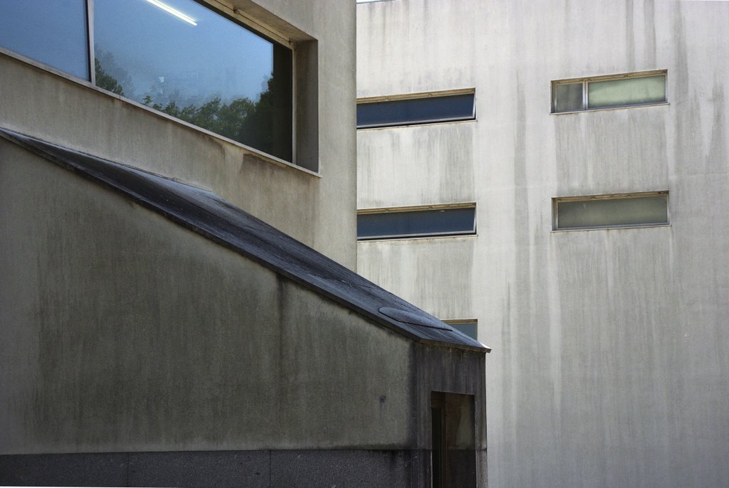 UP Facultade de Arquitectura - arch. Álvaro Siza Vieira by Alessio___[°Ô]