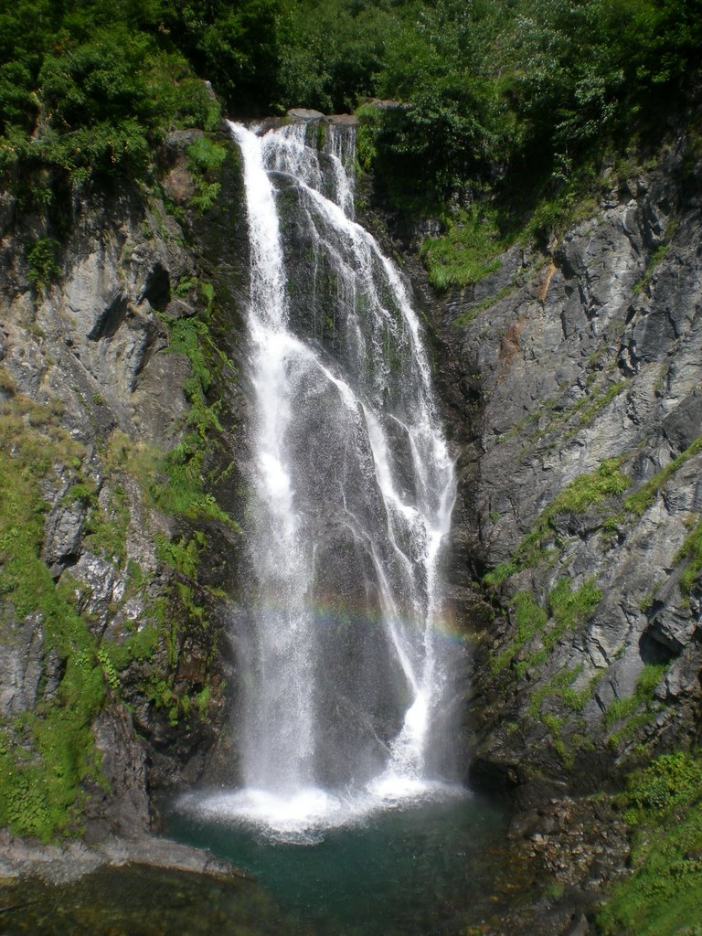 VAL D'ARAN: Saut deth Pish (saut gran) by Pedro Salcedo i Vaz