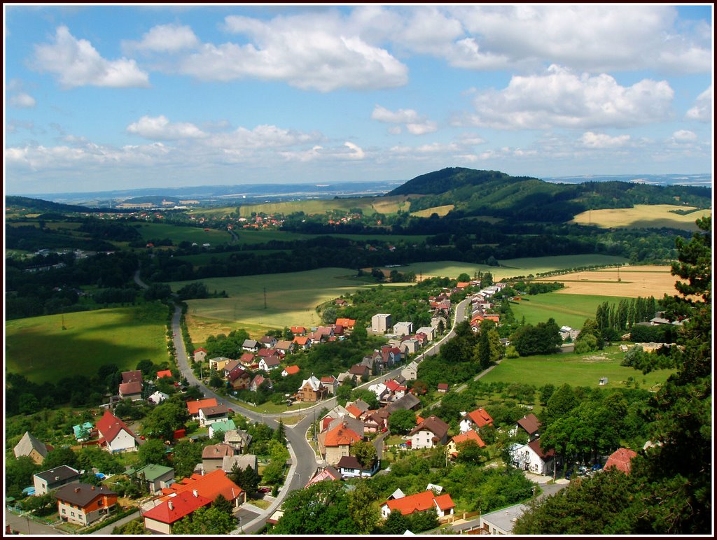 Štramberk-pohled na severovýchod oa Trúby, by FZ by Zdeněk Friedel