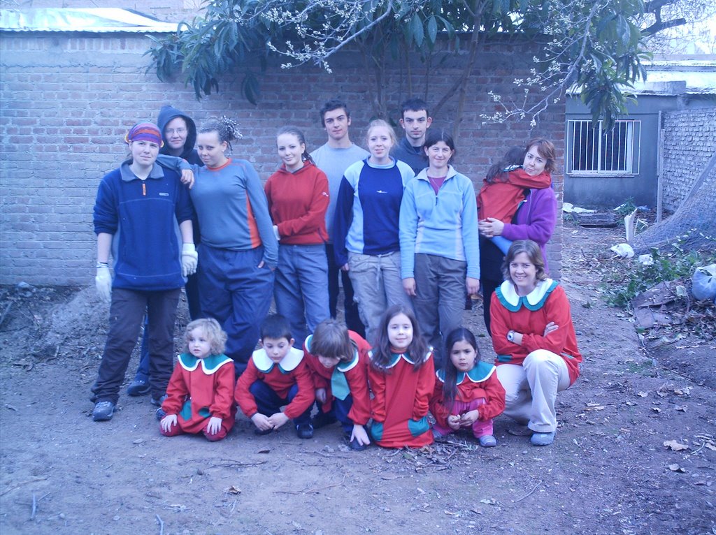 Disgyblion Ysgol yr Hendre, Trelew by rhian-haf