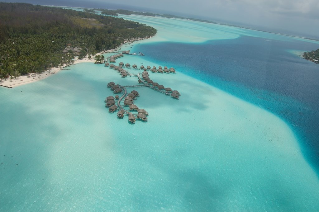 Bora Bora - View of pearl beach resort by trico999s