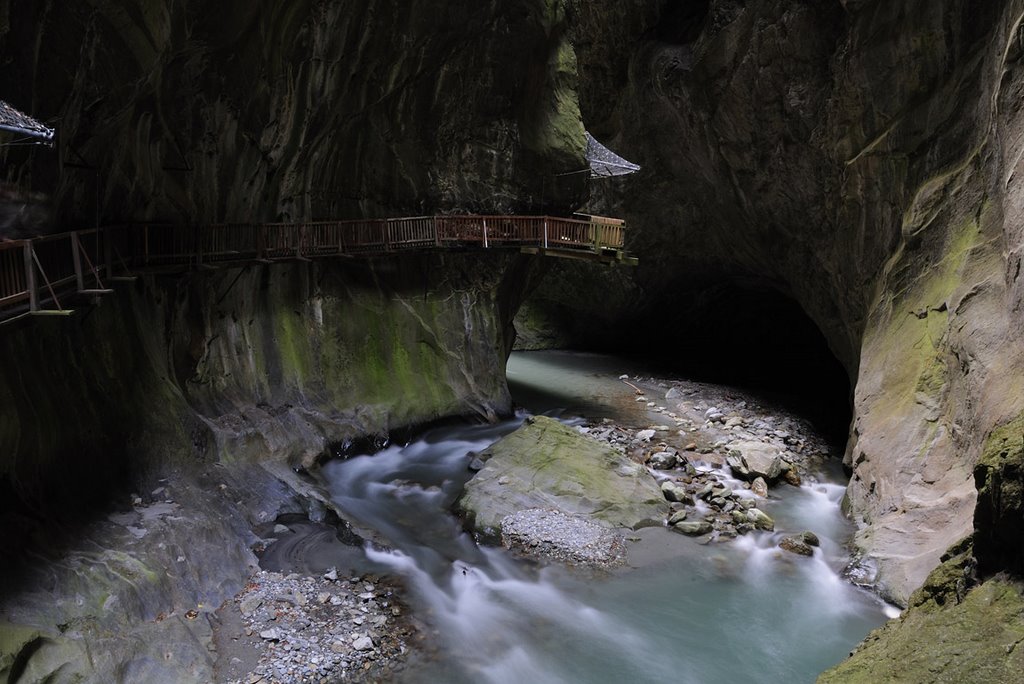 Trientschlucht bei Vernayaz by hufiz