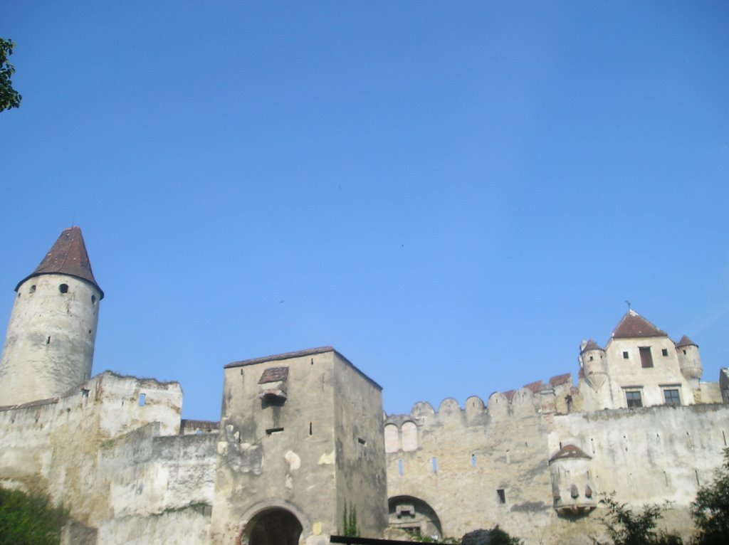 Burg Seebenstein by Der weiße Wolf