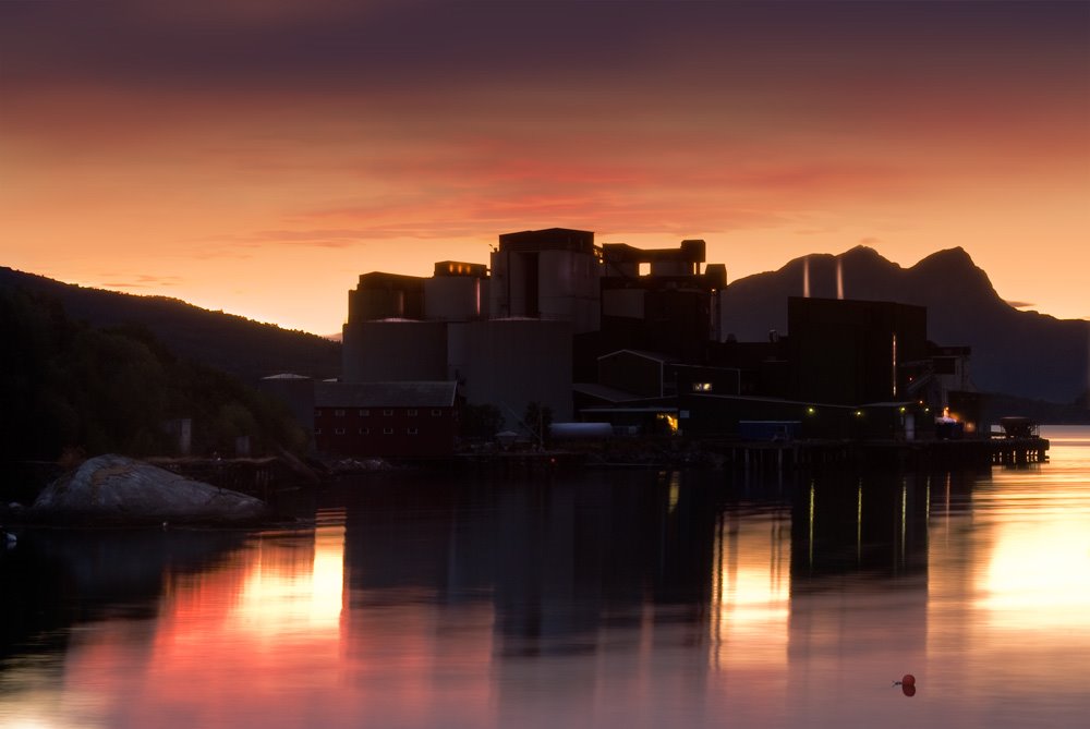 Fish Food Factory - Forøy, Halsa by warsztat