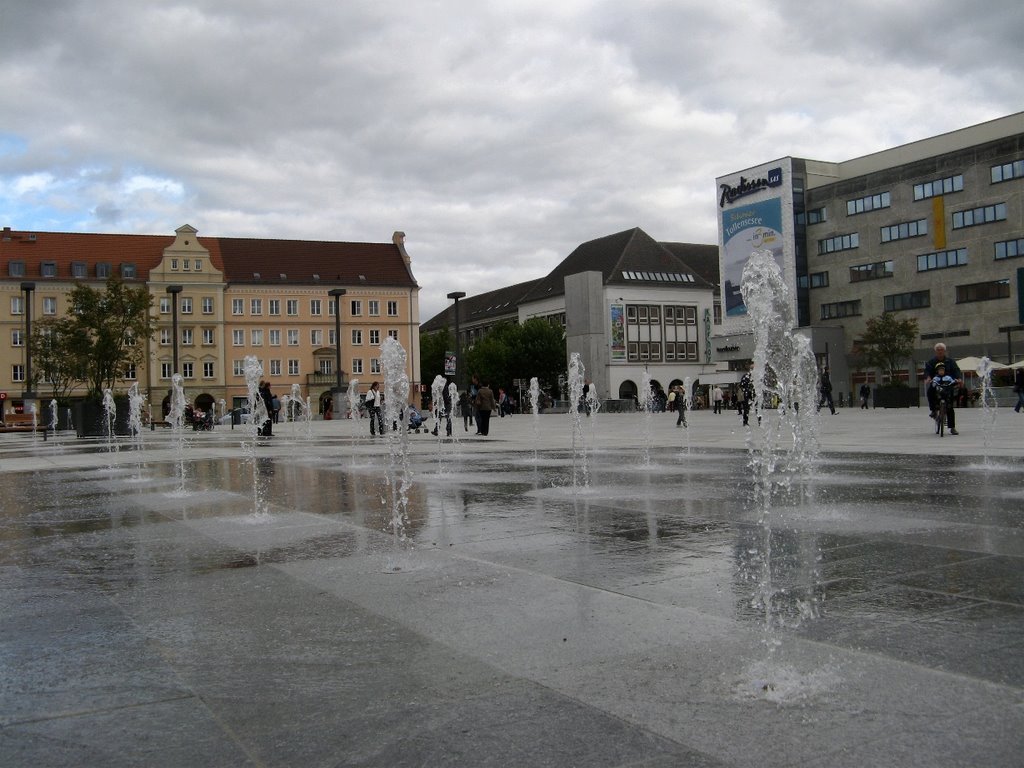 Der neue Marktplatz by Dieter Pöschl