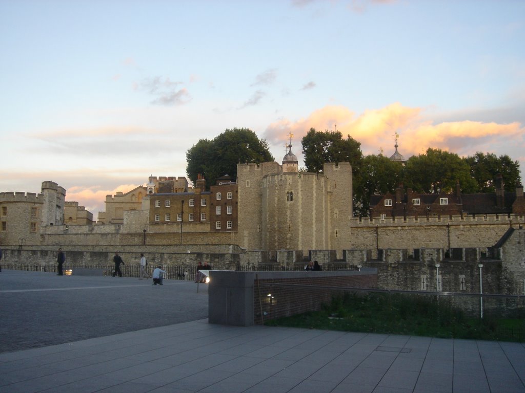 Tower of London by Manoj Koushik