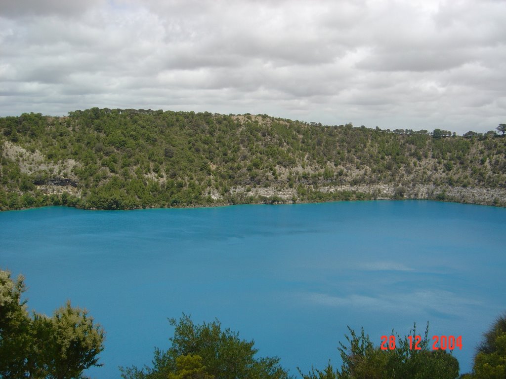 Blue Lake, Austrália by Raul Assad