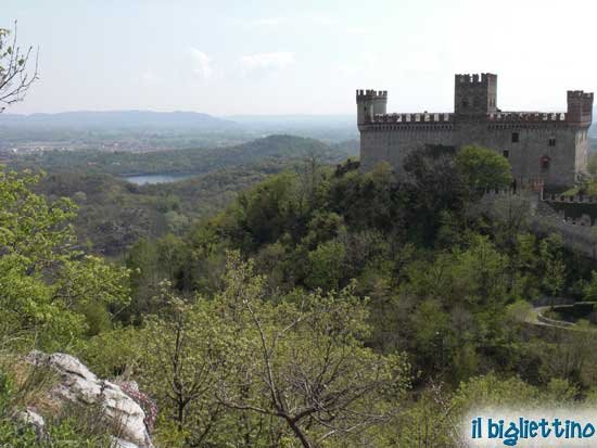 Castello di Montalto Dora by il Bigliettino