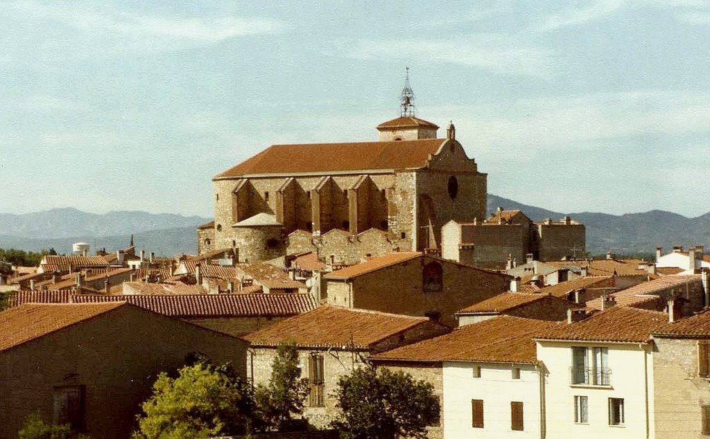 EGLISE DE THUIR EN 1985 by CADEAC BERNARD