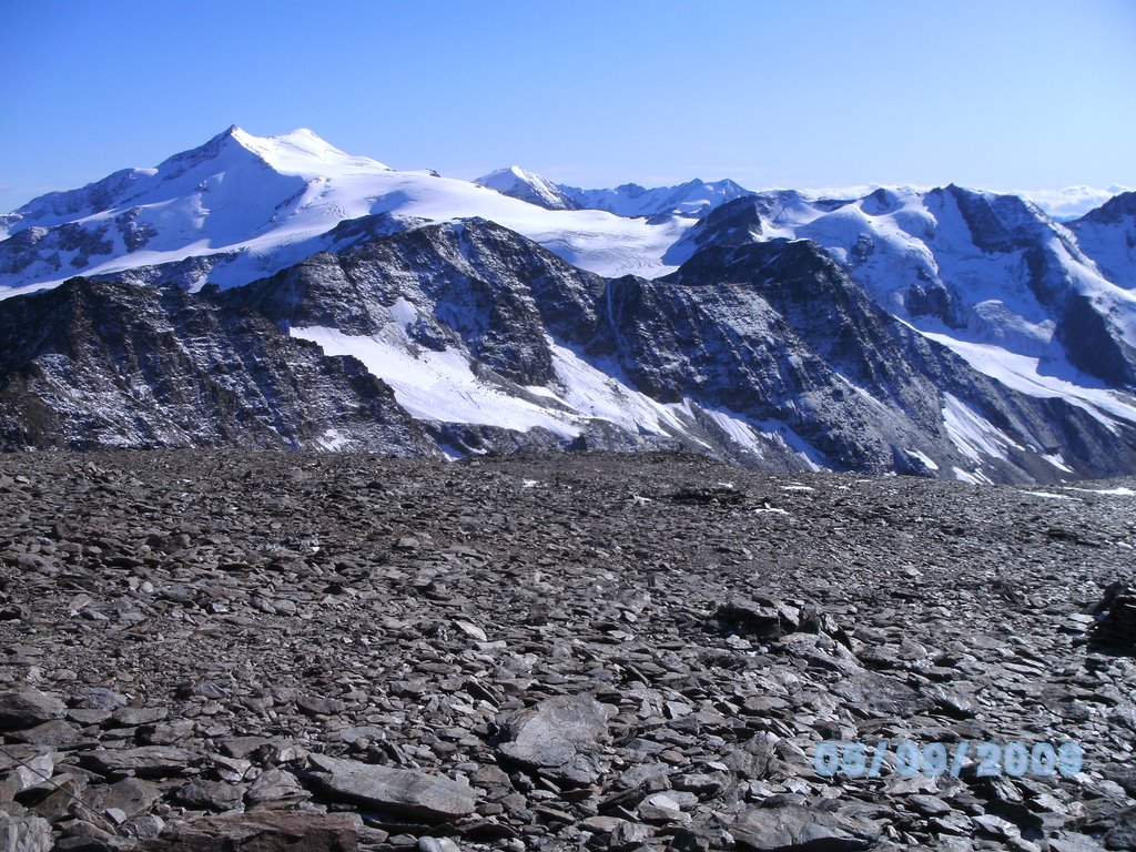 Zufallspitze + Chevedale von Hintere Schöntaufspitze gen Süd by Thomas Esch