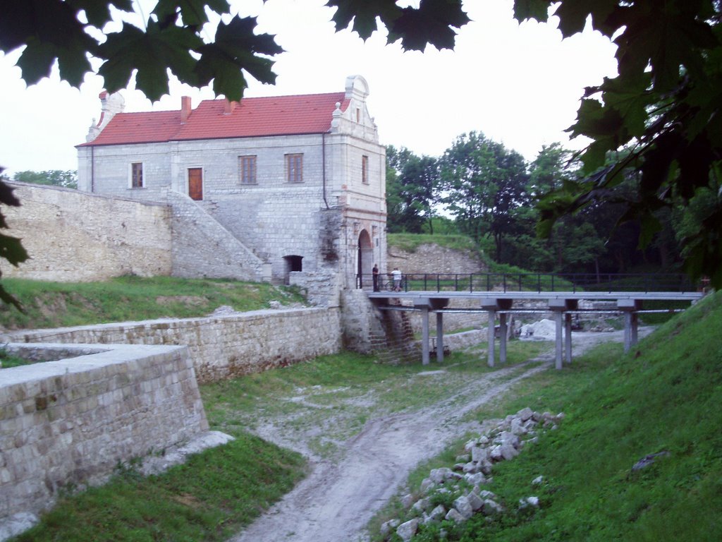 Замок у Збаражі. Ворота. (Castle in Zbarazh. Main Intrance) 1626-1631рр. by bianco7