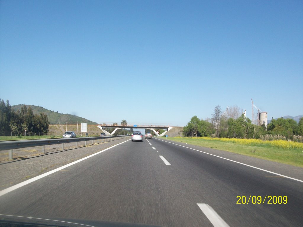 Autopista del Sol. El Monte Santiago by Ignacio Paredes