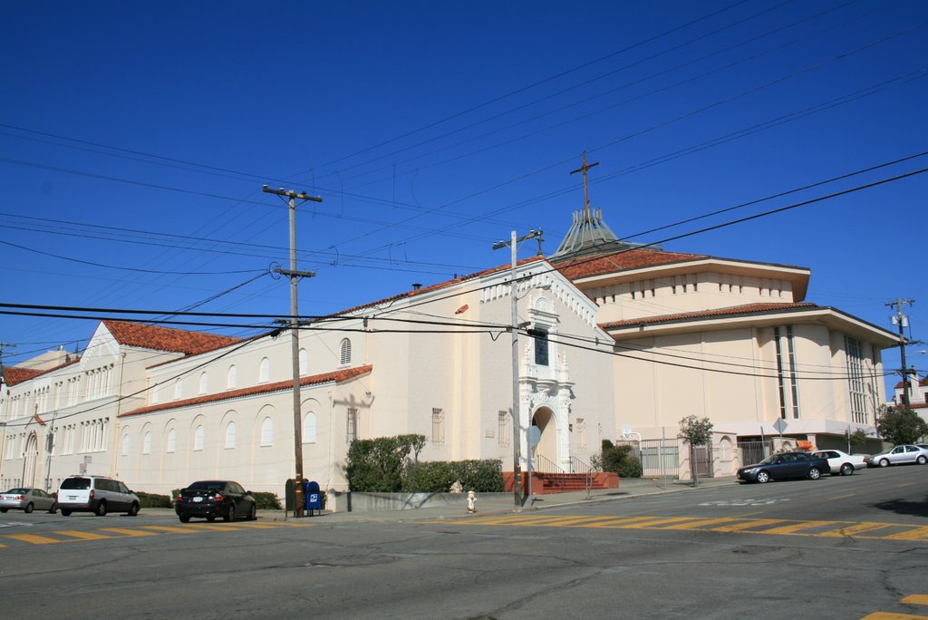 Holy Name Church by QUIQUE MORAN