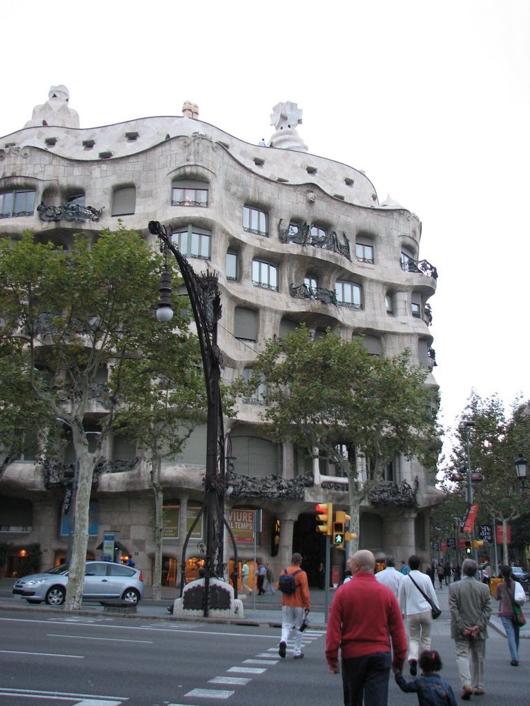 Dreta de l'Eixample, Barcelona, Spain by seanaohara