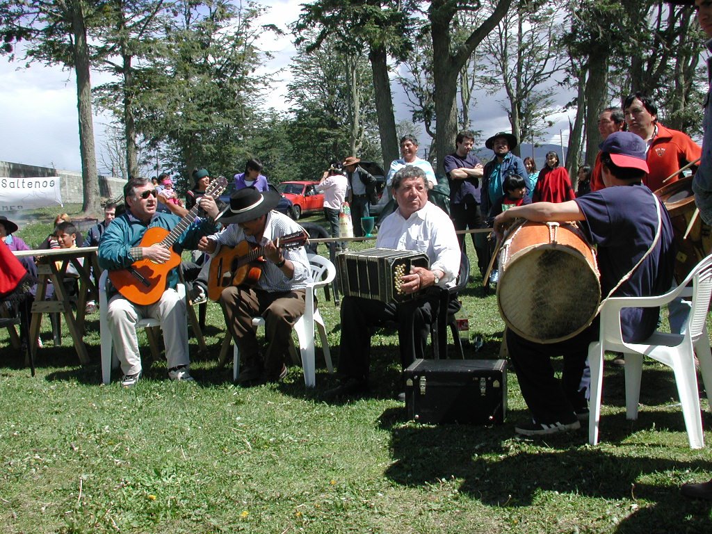 Fiesta en Tolhuin by Egon Cornelius