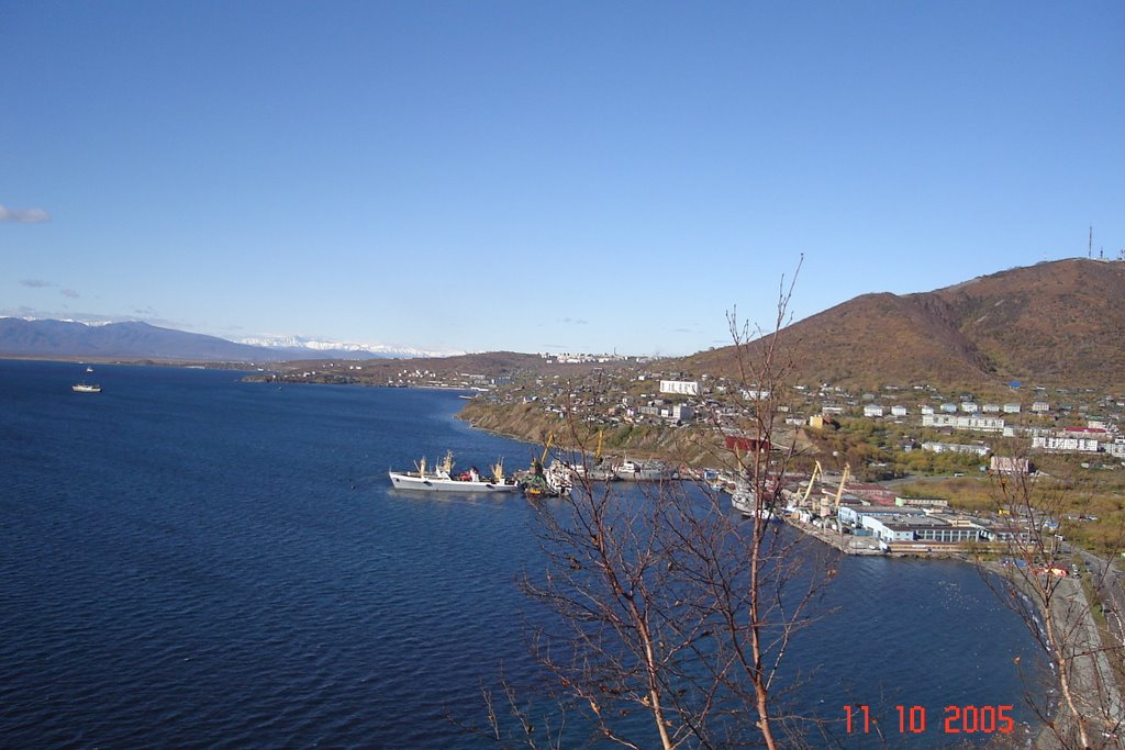 Petropavlovsk-Kamchatskiy port by Nikolay Kundyshev