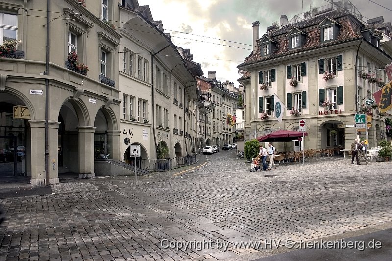 Nydeggasse mit Blick in die Junkergasse by HV-Schenkenberg.de