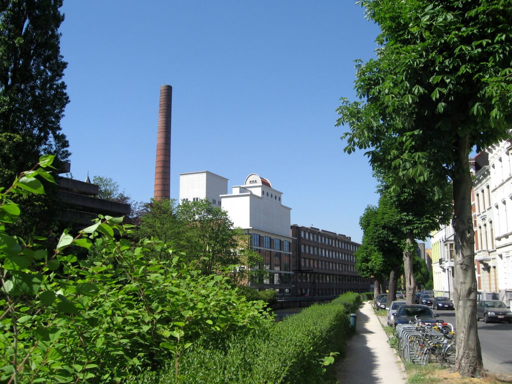 Studentenhuis 'de Therminal' by SamMa