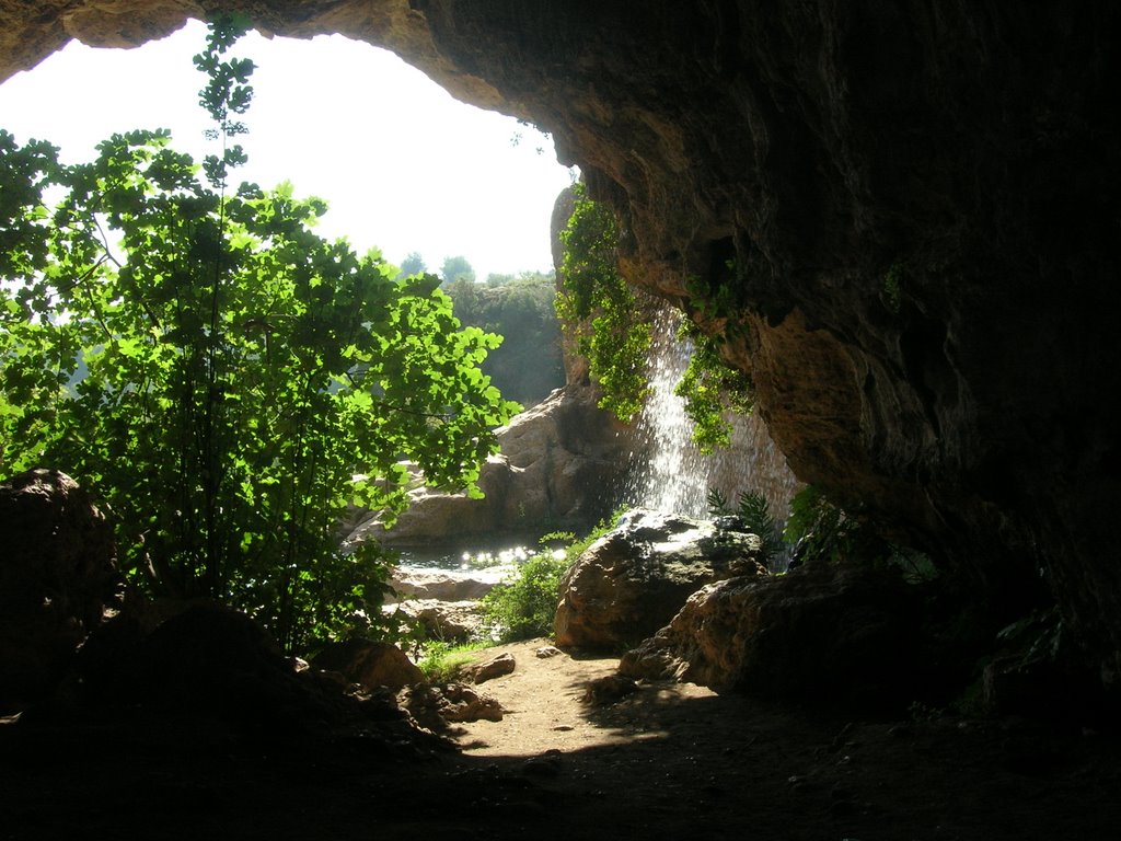 Cueva de las Palomas by llobetgus