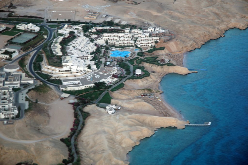 Sharm el Seikh aerial hotels by Tibor Mester