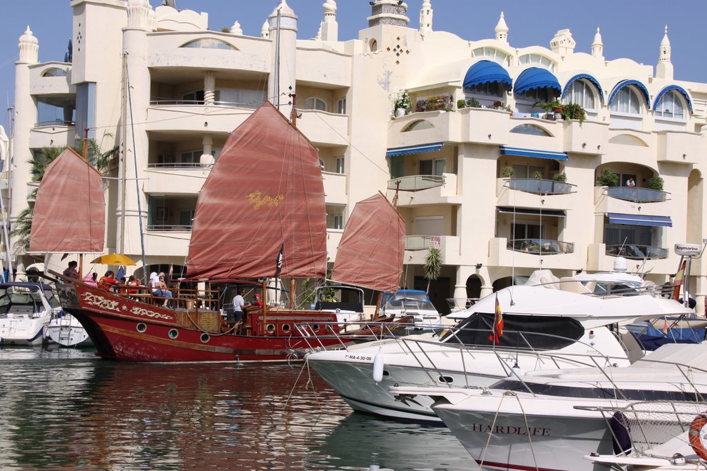 Benalmádena-Marina - Andaluzia . Espanha by majosilveiro - João da mestra