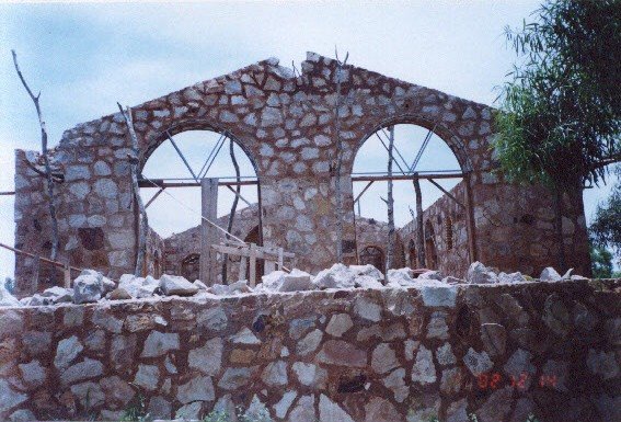 Capilla de la Virgen Rosa Mística (en construccion) by hfpp