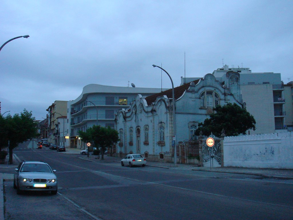 AV. Mestre Cid ao anoitecer by Mariazinha