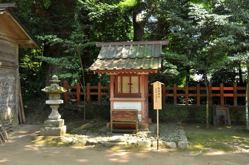 Suwa-Jinja 諏訪神社 (2009.08.29) by k.takita