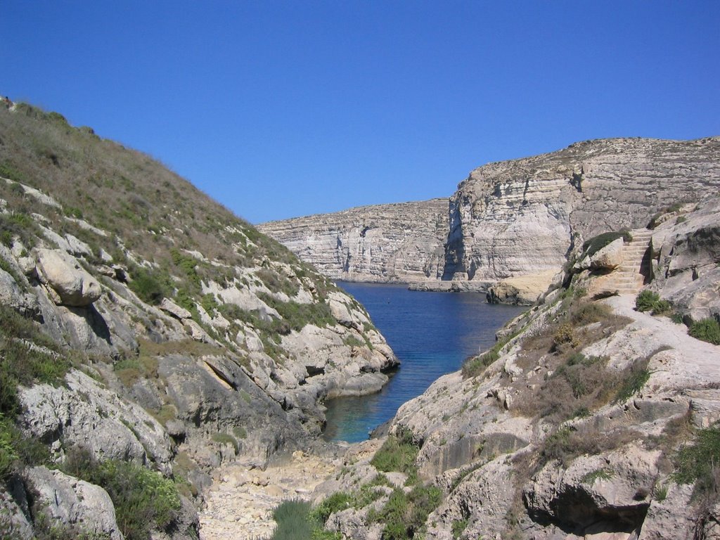 Entre Xlendi et le fort by Jean-Phi