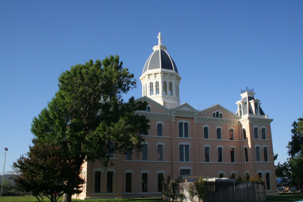 Marfa, Courthouse by by niro