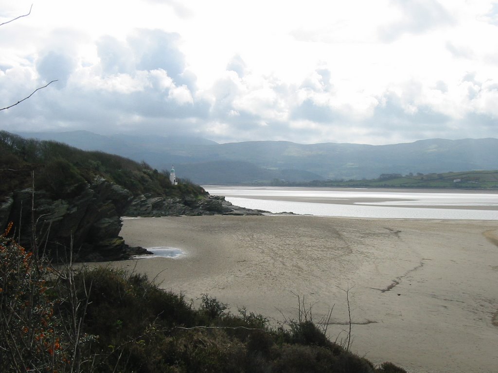 Portmeirion - looking SE across Traeth Bach by TJS