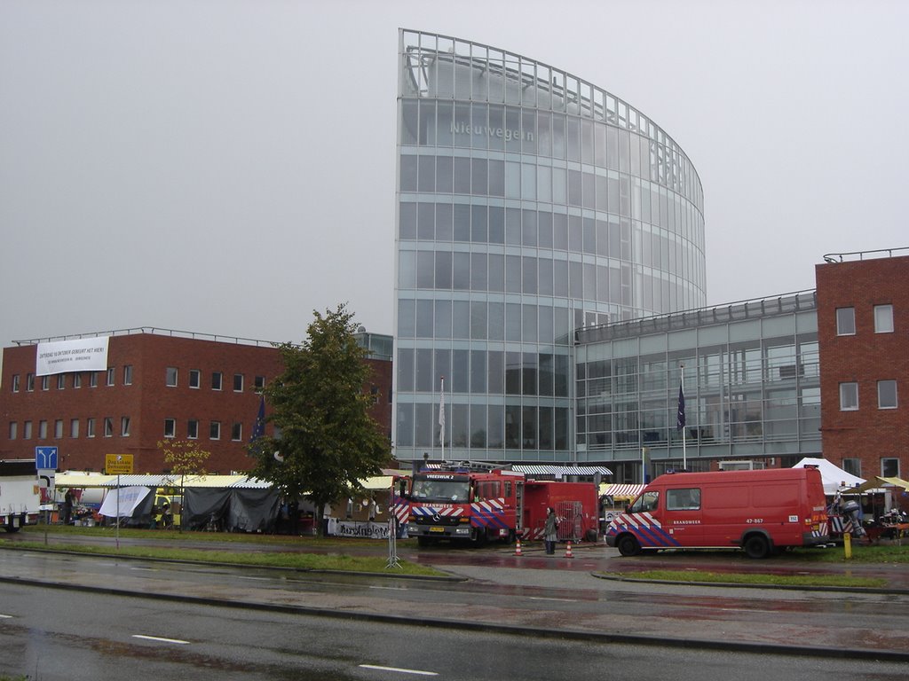 Gemeentehuis Nieuwegein by harry_nl