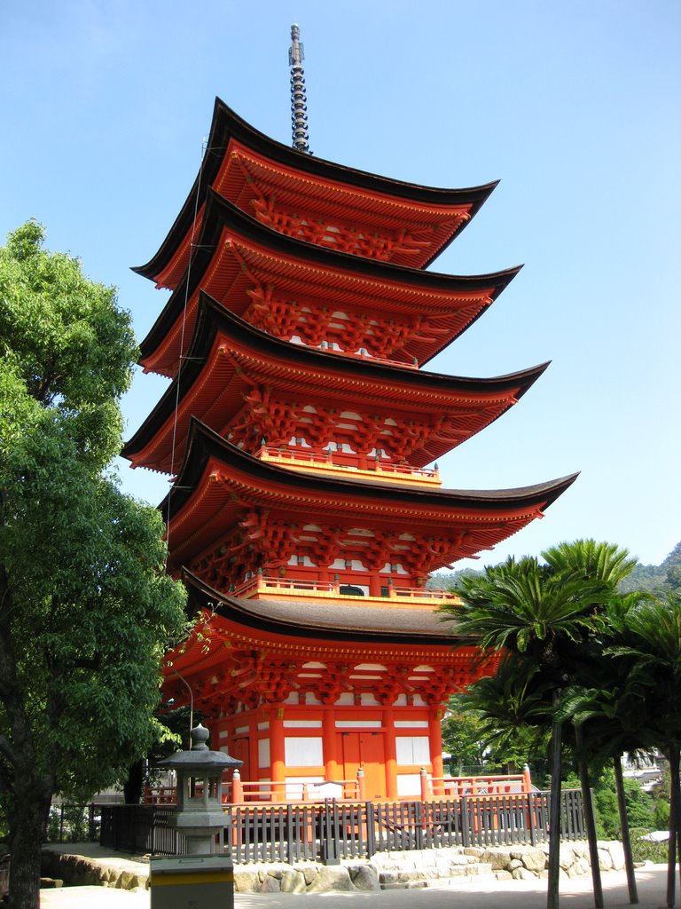 Five story pagoda, Hokoku Shrine, on the island of Itsukushima (Miyajima), Hatsukaichi City, Hiroshima Prefecture, Japan by Richard Ryer