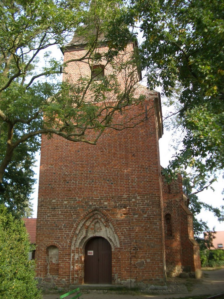 Kirche Mellenthin by Steinbock-FeWo