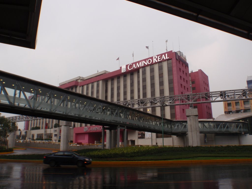 Airport Mexico City by Lasse Welle