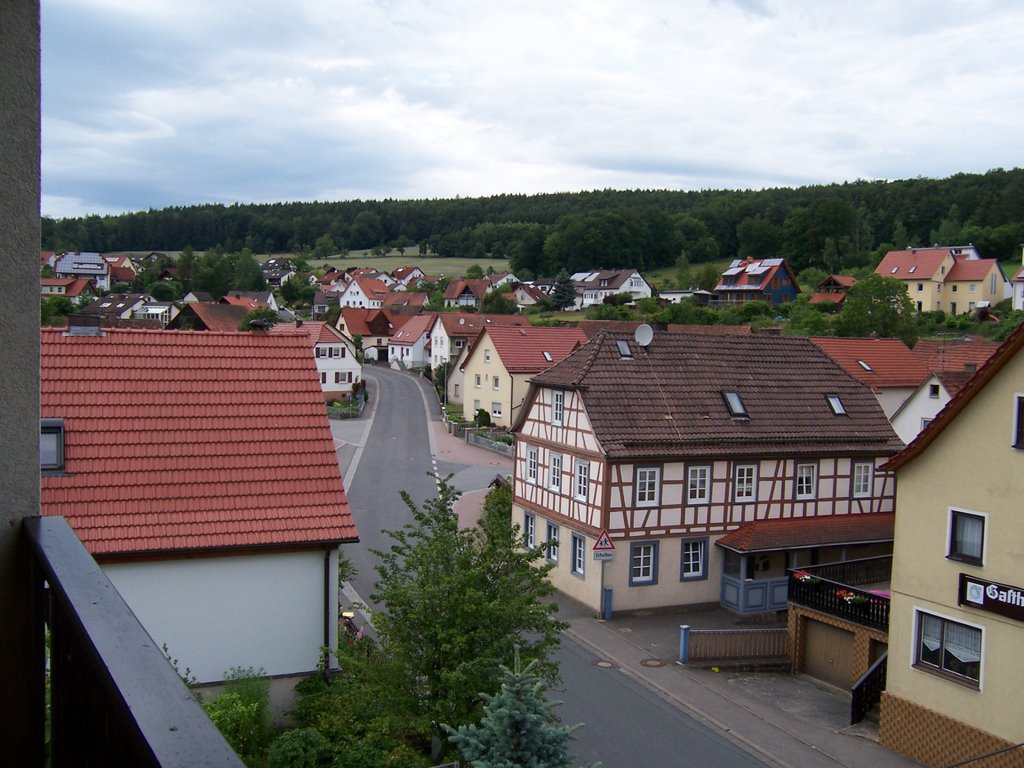 Burgwallbach - Kreuzbergstraße by GeLi+KäLi