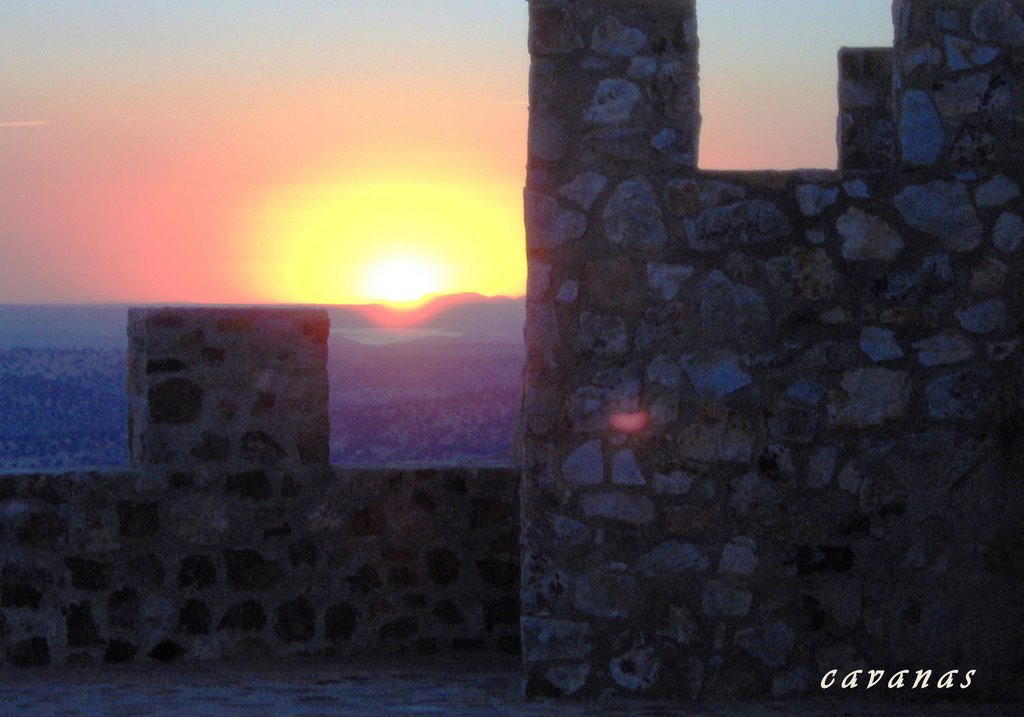 Puesta de sol_virgen_del_castillo by cavanas