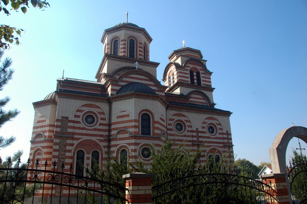 Crkva Lazarica u Zemun Polju by Teča sa Dunava