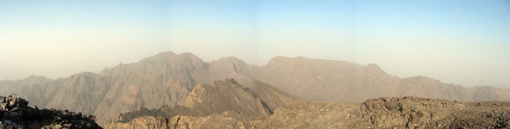 Chemin Sommet Toubkal, Morocco by devlin_adl