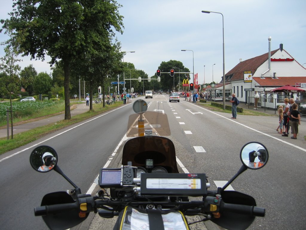 Waiting for the Vuelta by veenendaal1953