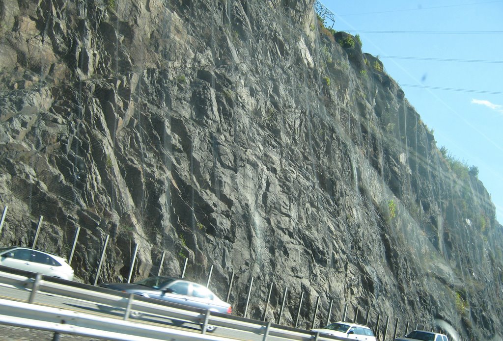 Large rock cut on 87 by sacoo