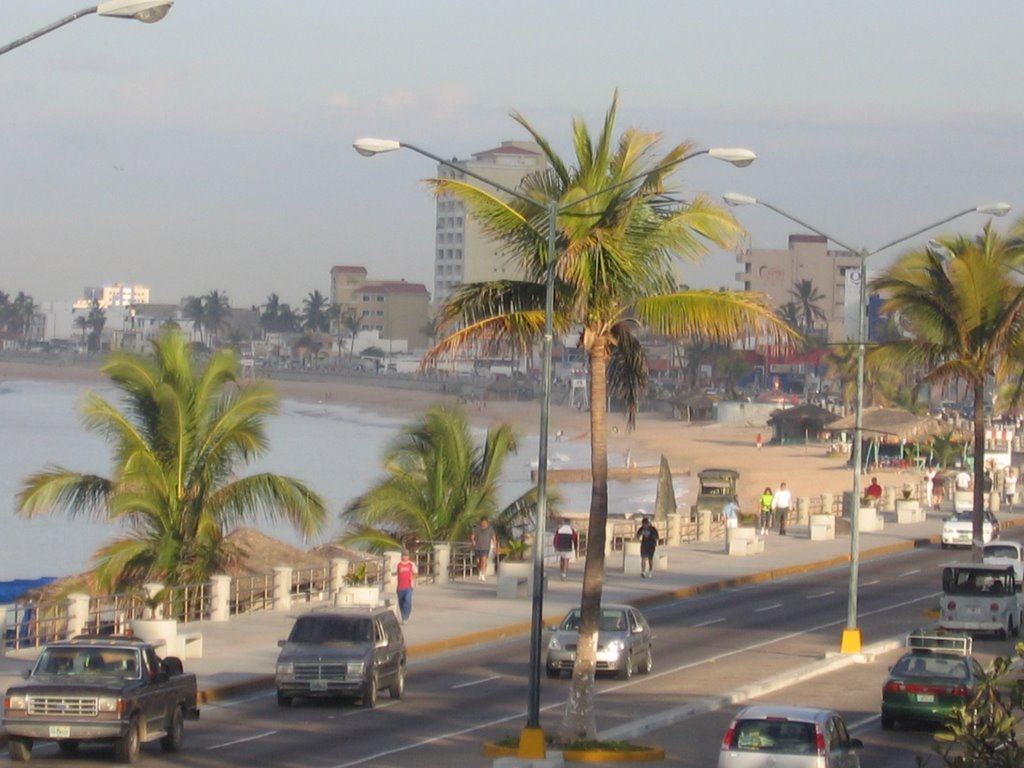 Malecon de Mazatlan by Chubasco75