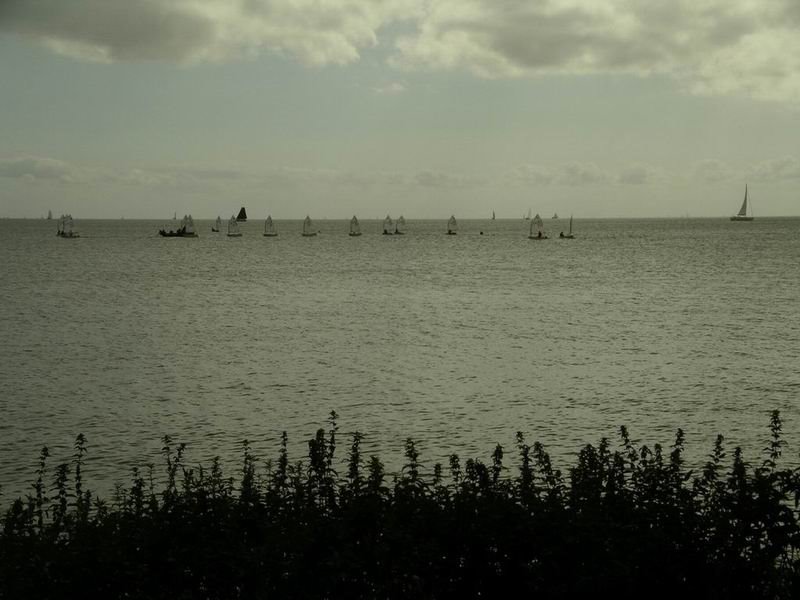 Zicht op het Markermeer by H.Garnjost